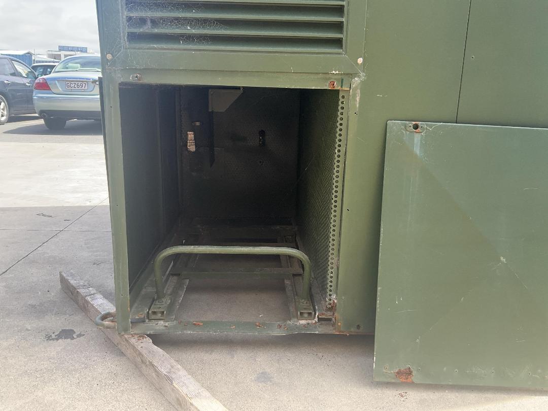 Photo '13' of 150 CU FT Walk in Fridge/Freezer Shell