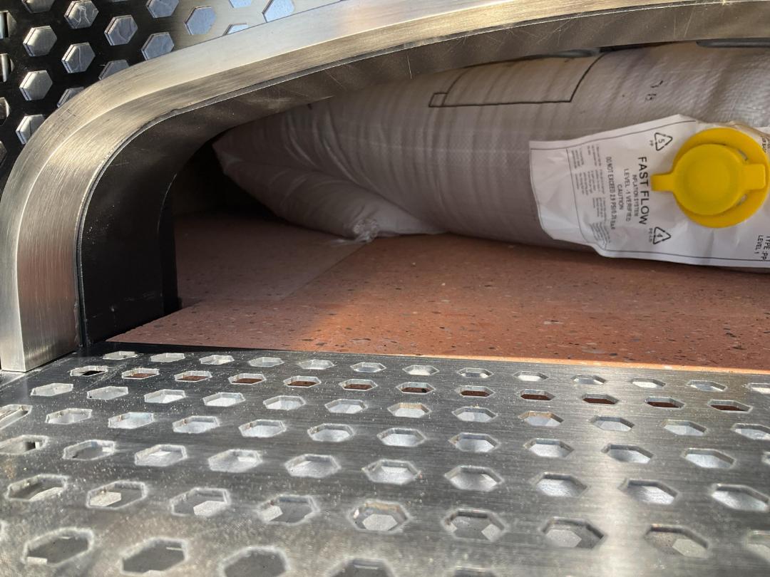 Photo '6' of Electric Dome Pizza Oven & Stand Photo '6' of Electric Dome Pizza Oven & Stand