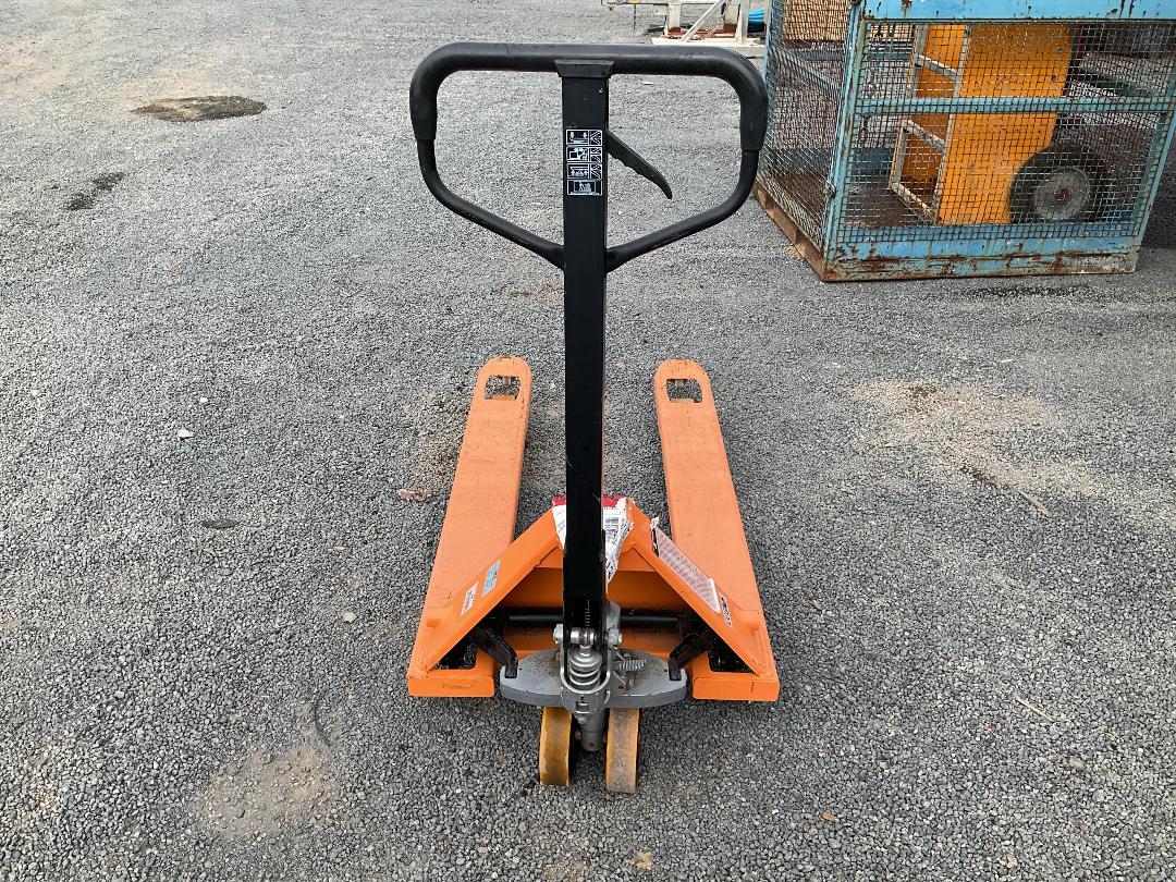 Photo '4' of Pallet Jack