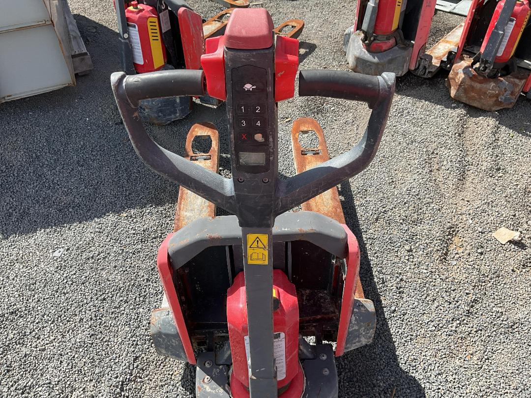 Photo '4' of AstroLift Electric Pallet Jack Photo '4' of AstroLift Electric Pallet Jack