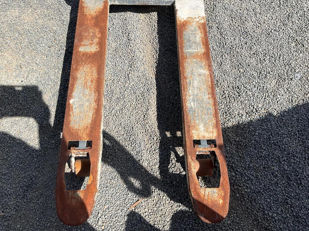 Photo '2' of AstroLift Electric Pallet Jack Photo '2' of AstroLift Electric Pallet Jack