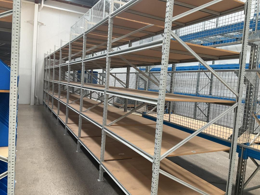Photo '3' of 5 Tier Storage Racking
