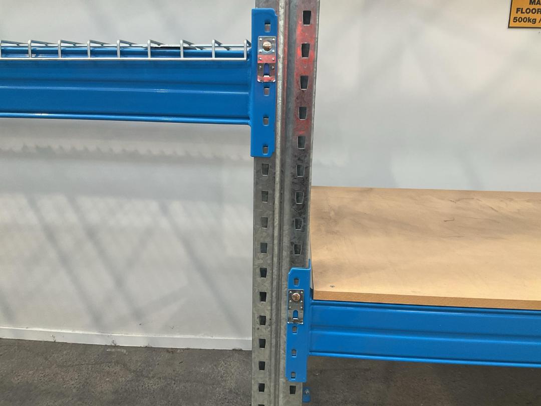 Photo '6' of Silver & Blue Pallet Racking