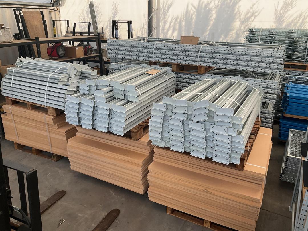 Photo '11' of 5 Tier Storage Racking