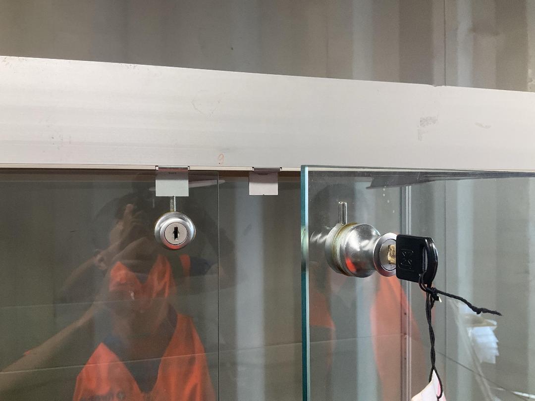 Photo '7' of 5 Tier Glass Display Cabinet Photo '7' of 5 Tier Glass Display Cabinet