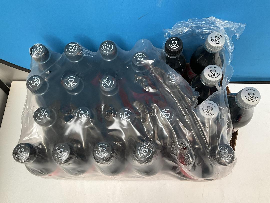 Photo '2' of 420mL Coca Cola Zero Sugars and Coca Cola Diets Photo '2' of 420mL Coca Cola Zero Sugars and Coca Cola Diets