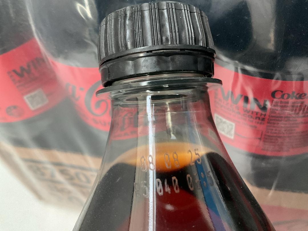 Photo '4' of 420mL Coca Cola Zero Sugars and Coca Cola Diets Photo '4' of 420mL Coca Cola Zero Sugars and Coca Cola Diets