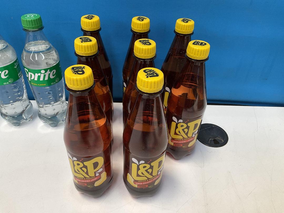 Photo '4' of 420mL Bottles of Fanta, Sprite and L&P