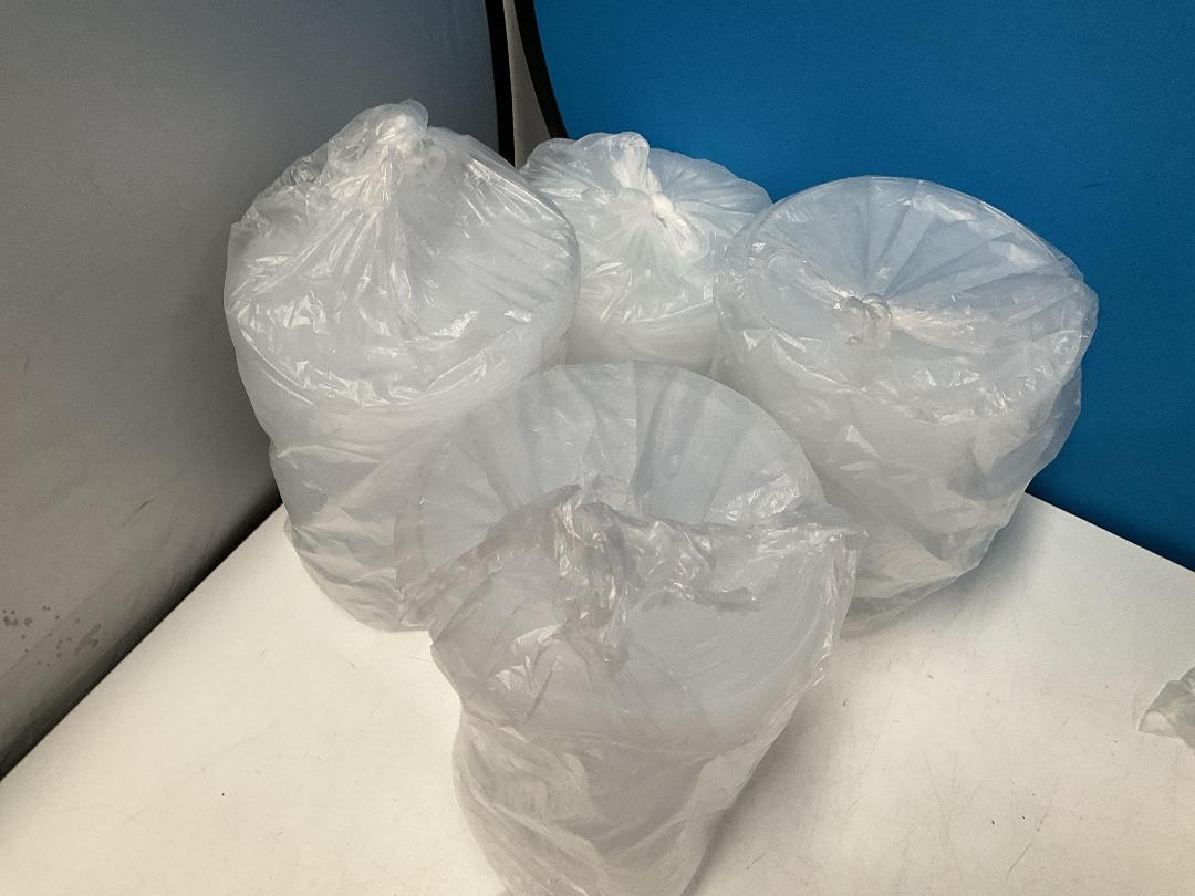 Photo '5' of Various Lids and Some Containers