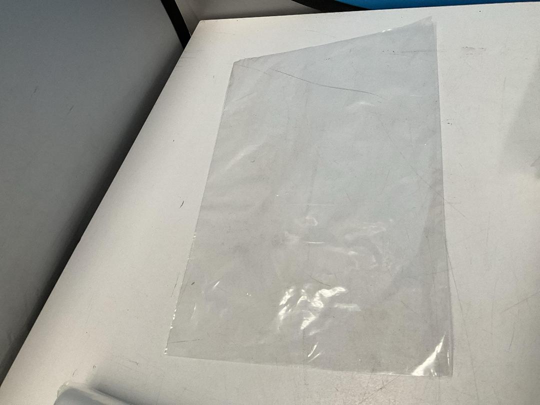 Photo '4' of Bulk Lot of Plastic-Like Small Bags