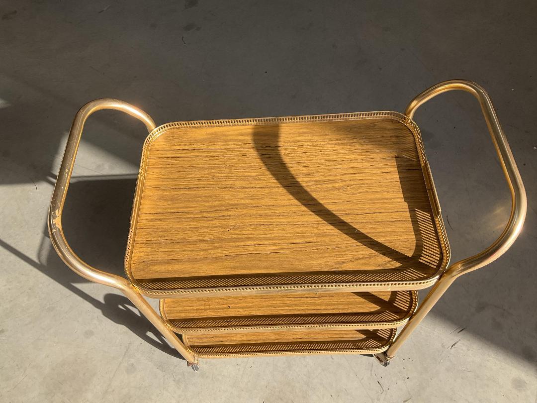 Photo '2' of Gold Coloured/Brown Coloured Service Cart/Trolley Photo '2' of Gold Coloured/Brown Coloured Service Cart/Trolley