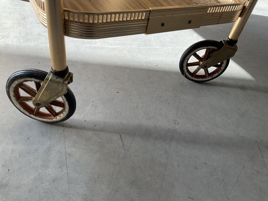 Photo '11' of Gold Coloured/Brown Coloured Service Cart/Trolley Photo '11' of Gold Coloured/Brown Coloured Service Cart/Trolley