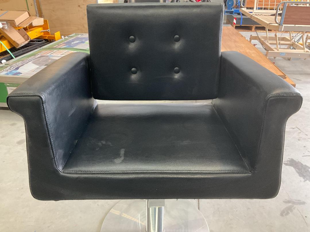 Photo '8' of Hairdressing / Barbering Black Salon Chair
