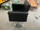 Thumbnail '10' of Hairdressing / Barbering Black Salon Chair