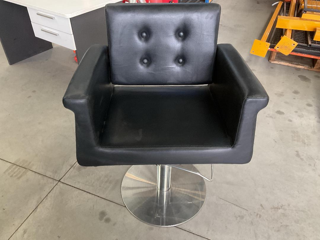 Photo '13' of Hairdressing / Barbering Black Salon Chair