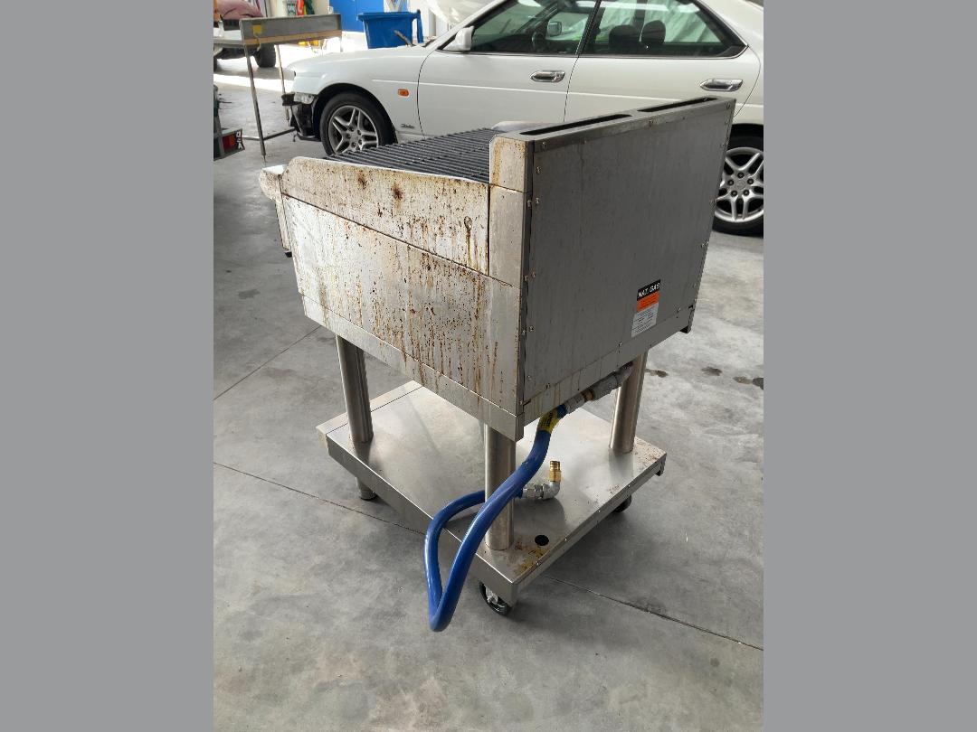 Photo '3' of Blue Seal Gas Charbroiler/Grill