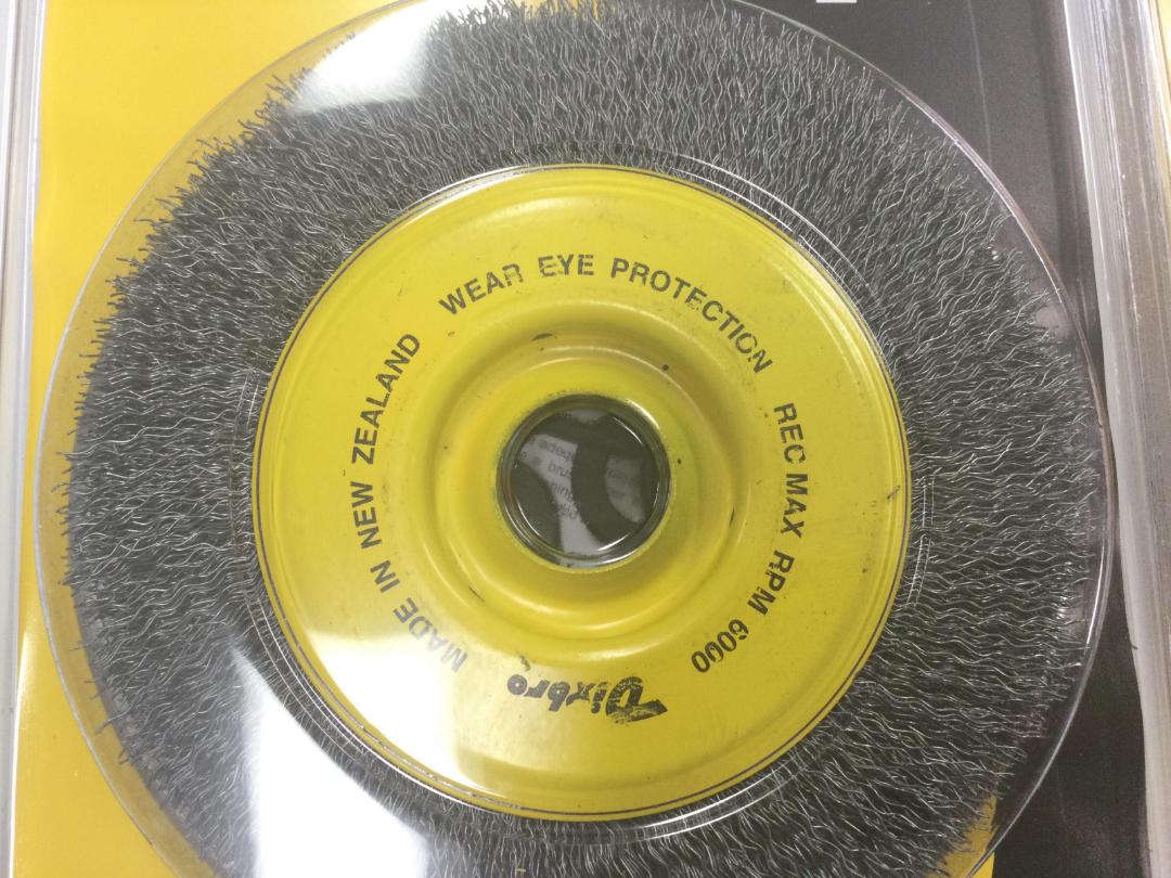 Photo '2' of Dixbro Wheel Brush x 2 Photo '2' of Dixbro Wheel Brush x 2