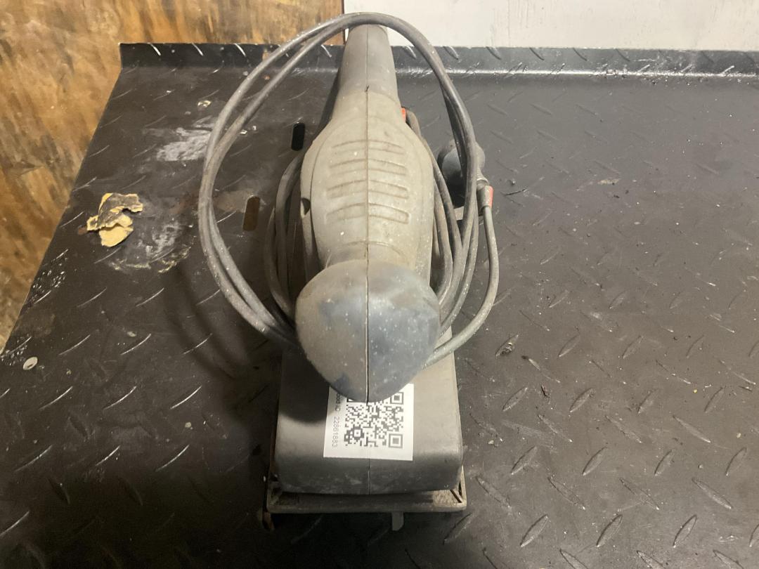 Photo '2' of Ozito orbital sander Photo '2' of Ozito orbital sander