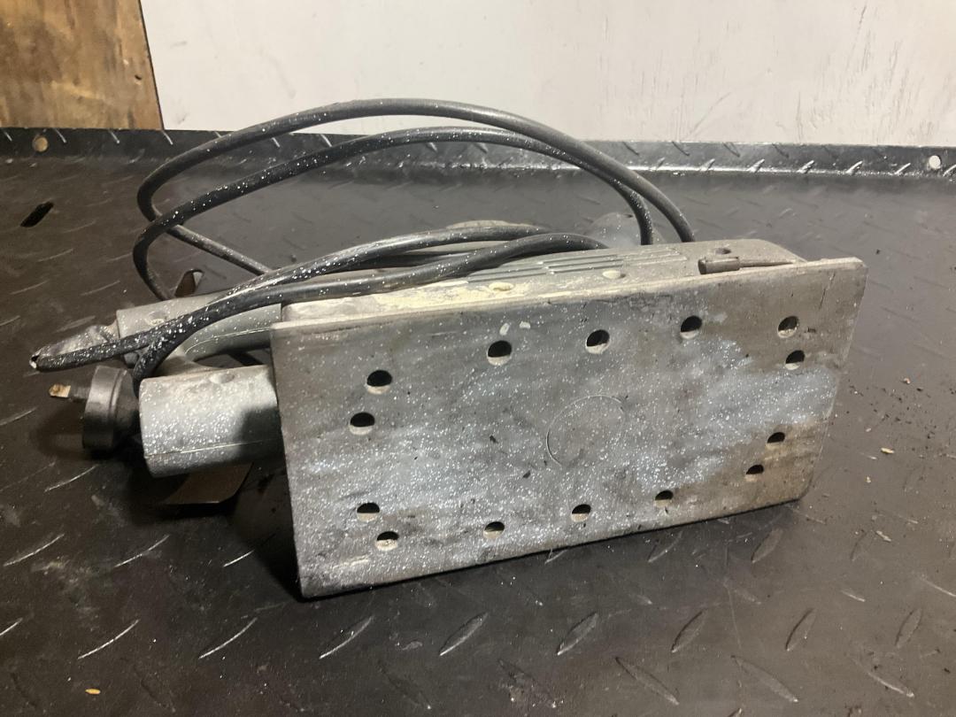 Photo '4' of Ozito orbital sander Photo '4' of Ozito orbital sander