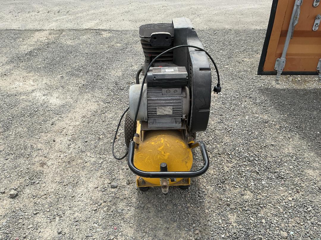 Photo '4' of Air Command 3HP Air Compressor