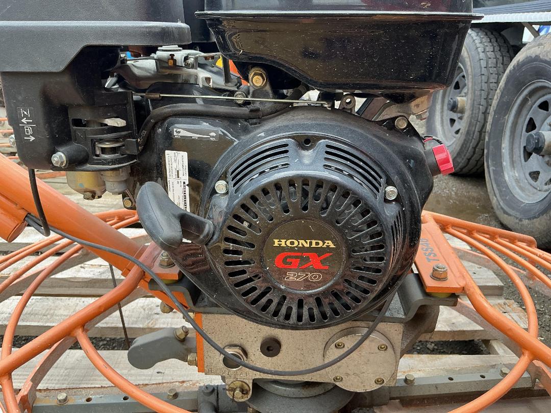 Photo '3' of Raptor Power Trowel Model CT446-4