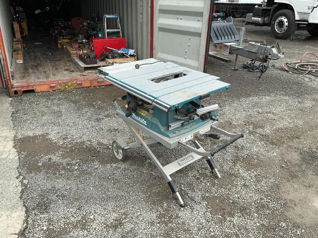 Photo '2' of Makita MLT100 Table Saw