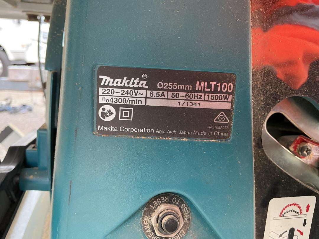 Photo '3' of Makita MLT100 Table Saw