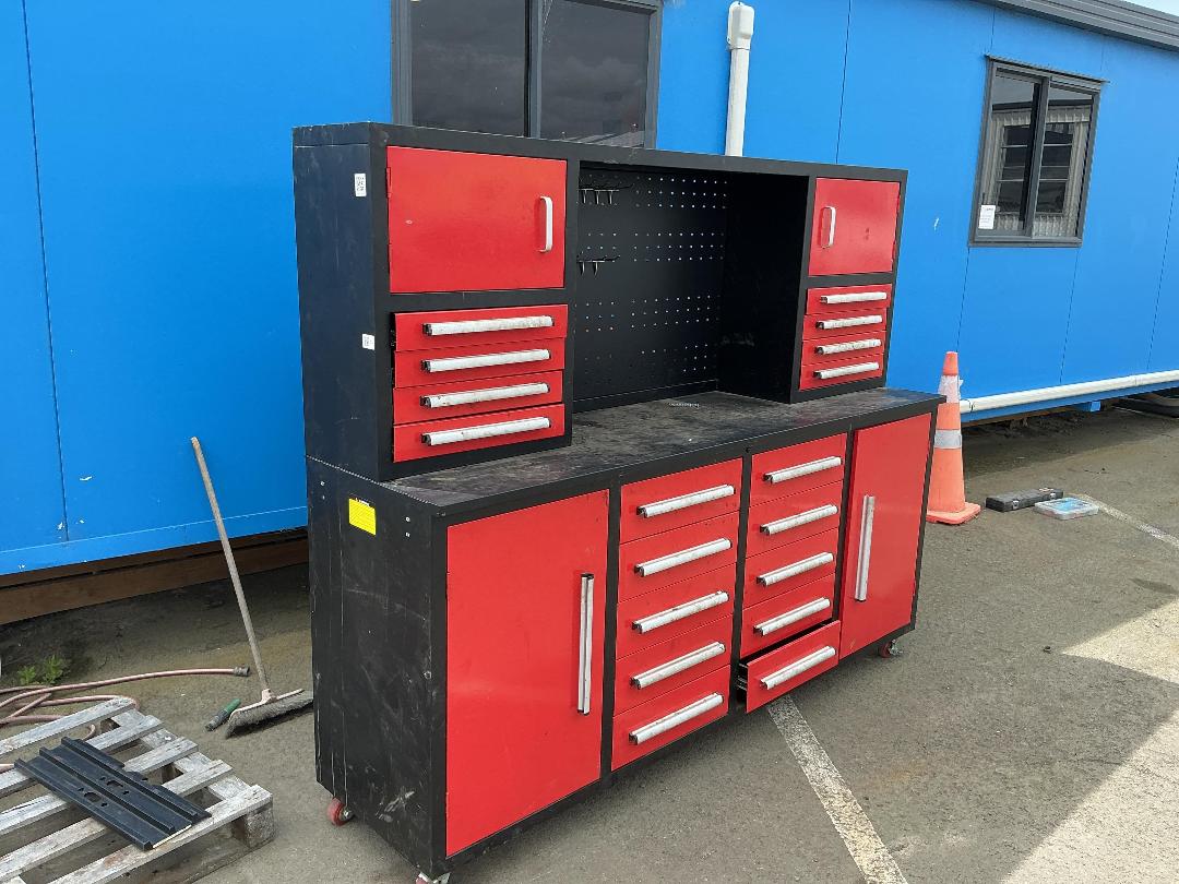 Photo '2' of Tool Chest