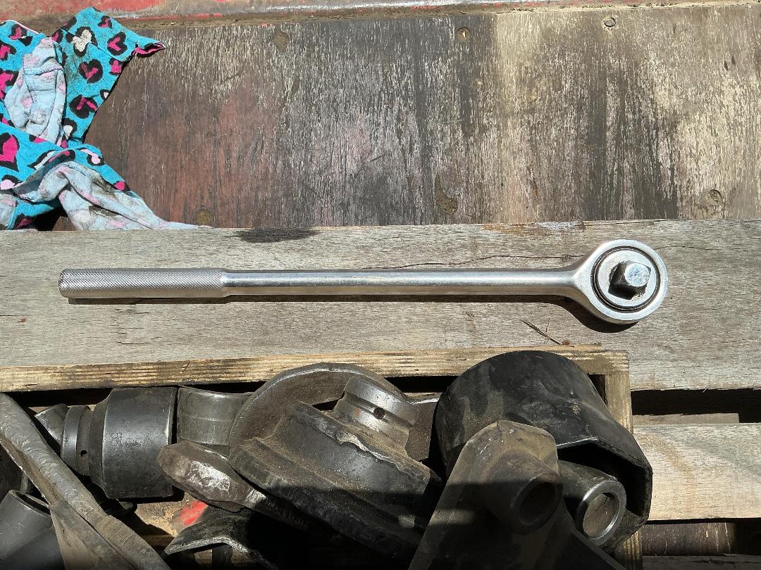 Photo '3' of Large Sockets