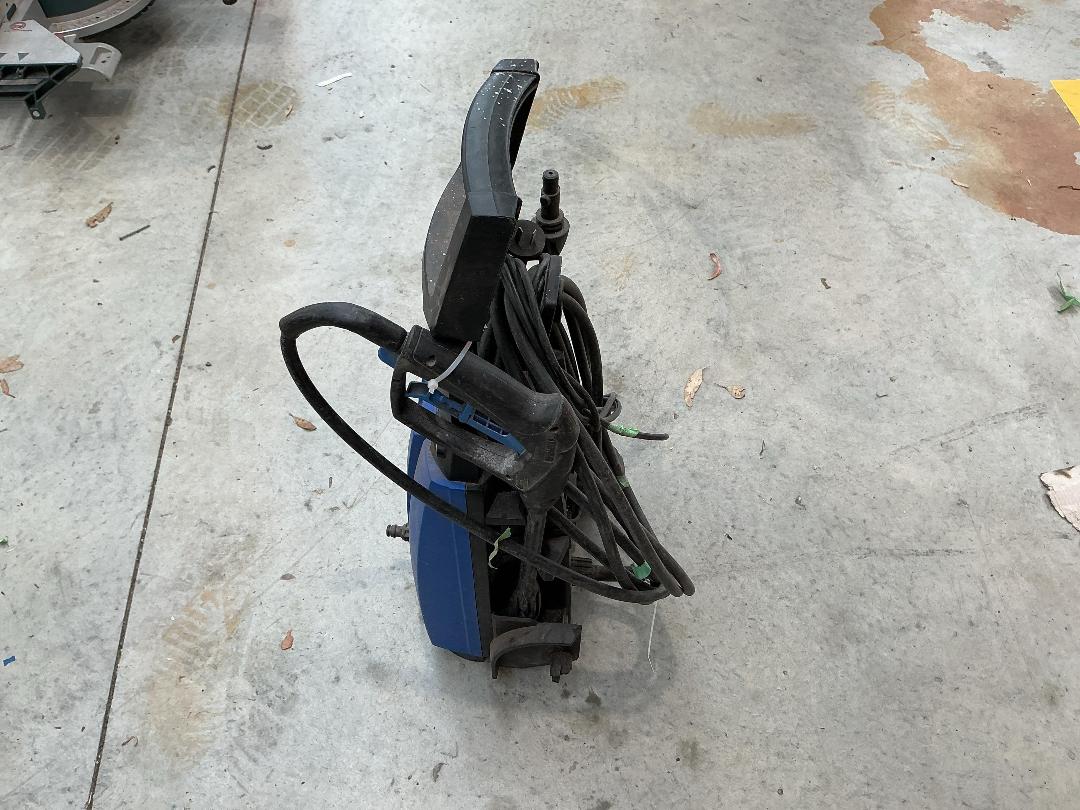 Photo '7' of Nilfisk Pressure Washer