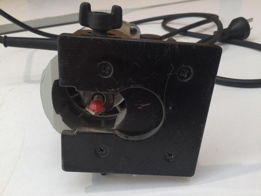 Photo '6' of Makita Compact Router