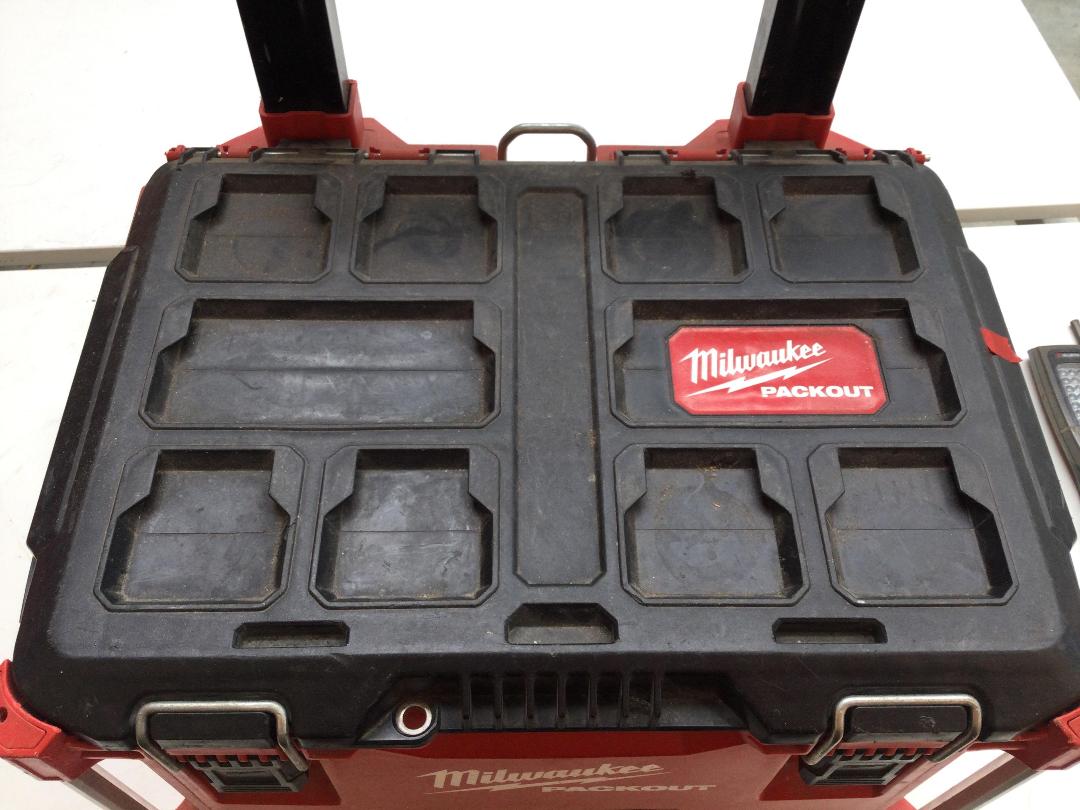 Photo '6' of Milwaukee PACKOUT Rolling Toolbox