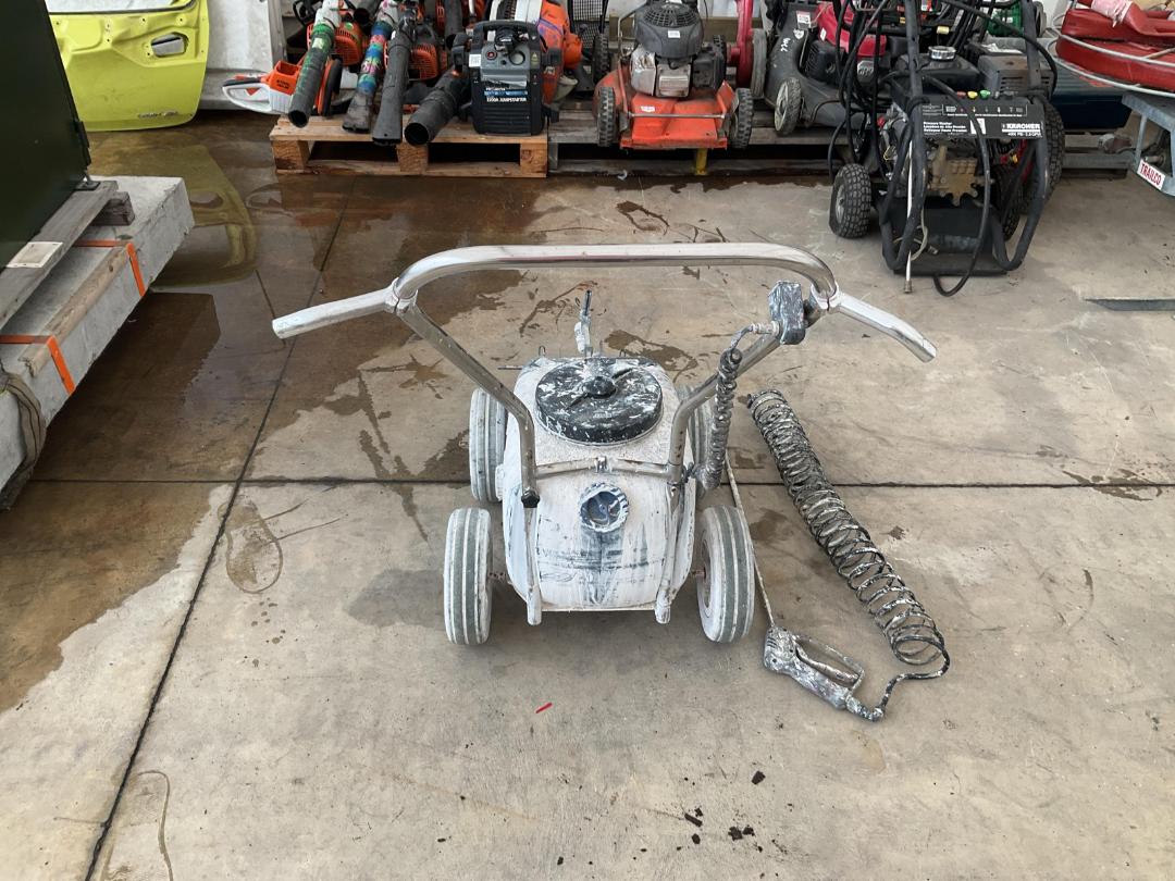 Photo '3' of Fleet Kombi Line Marker Photo '3' of Fleet Kombi Line Marker