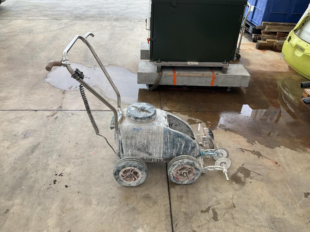 Photo '4' of Fleet Kombi Line Marker Photo '4' of Fleet Kombi Line Marker