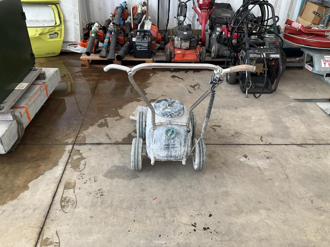 Photo '3' of Fleet Kombi Line Marker Photo '3' of Fleet Kombi Line Marker