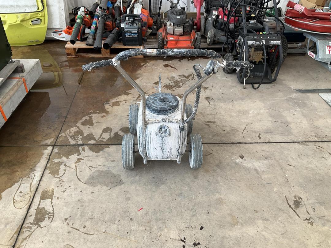 Photo '3' of Fleet Kombi Line Marker Photo '3' of Fleet Kombi Line Marker