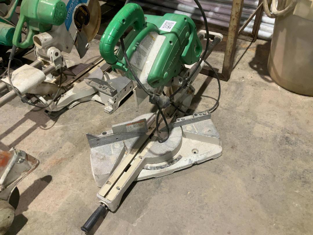 Photo '2' of Hitachi Sliding Compound Miter Saw