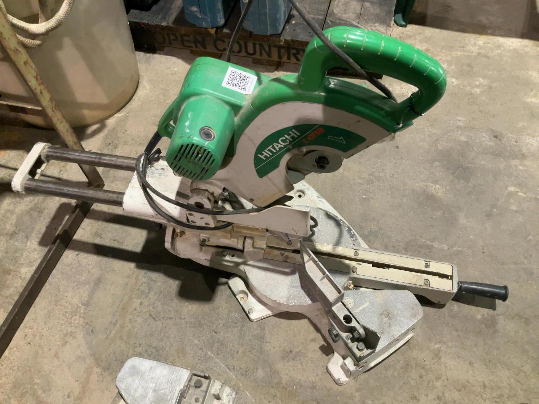 Photo '3' of Hitachi Sliding Compound Miter Saw
