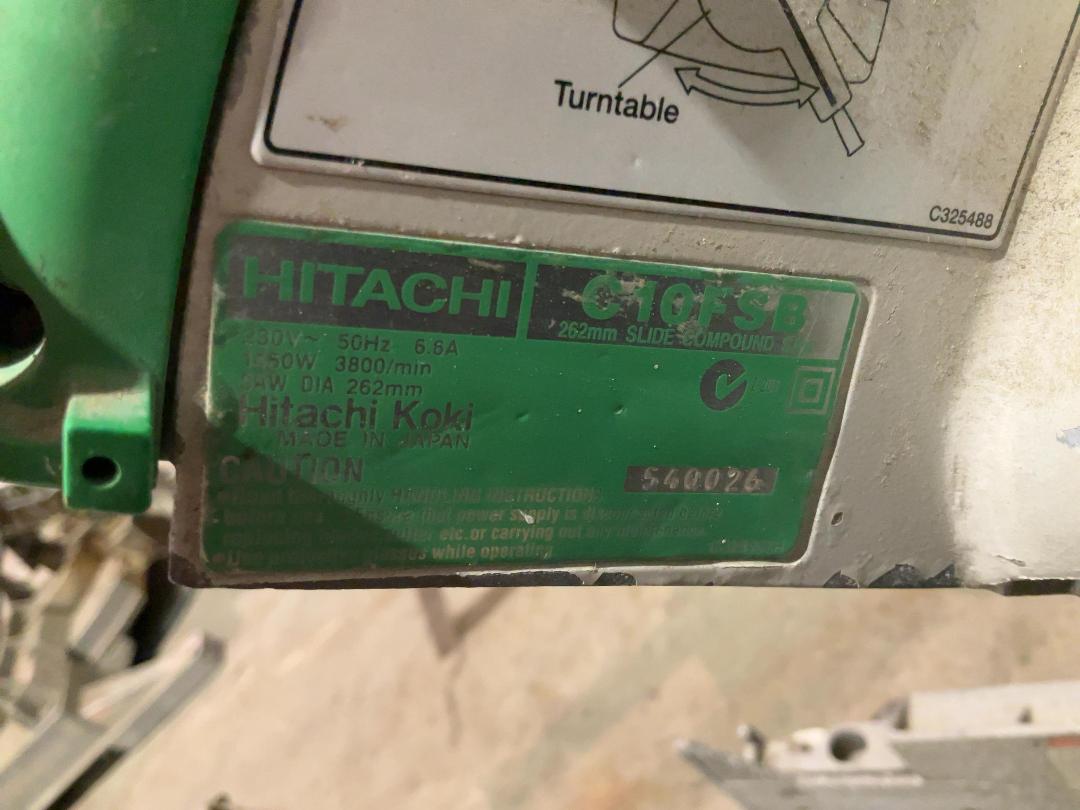 Photo '4' of Hitachi Sliding Compound Miter Saw