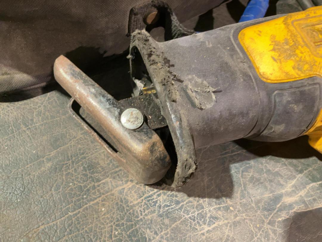 Photo '3' of DeWALT Compact Reciprocating Saw