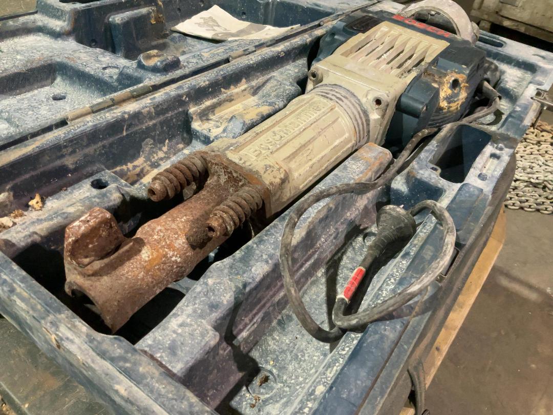 Photo '2' of Bosch Demolition Hammer