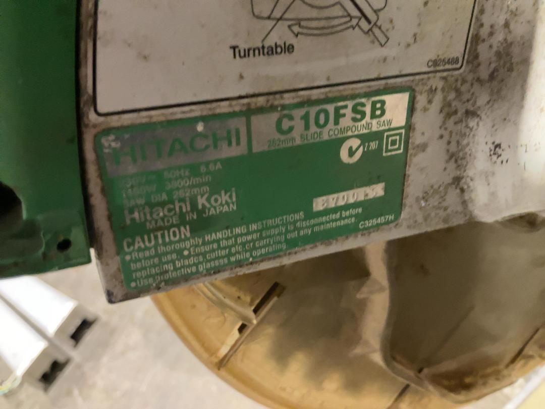 Photo '4' of Hitachi Sliding Compound Miter Saw