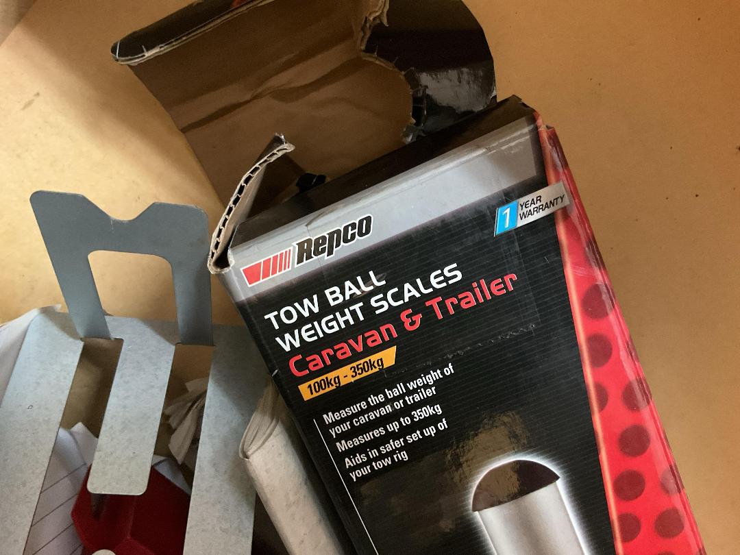 Photo '2' of Assortment of workshop resources and kits