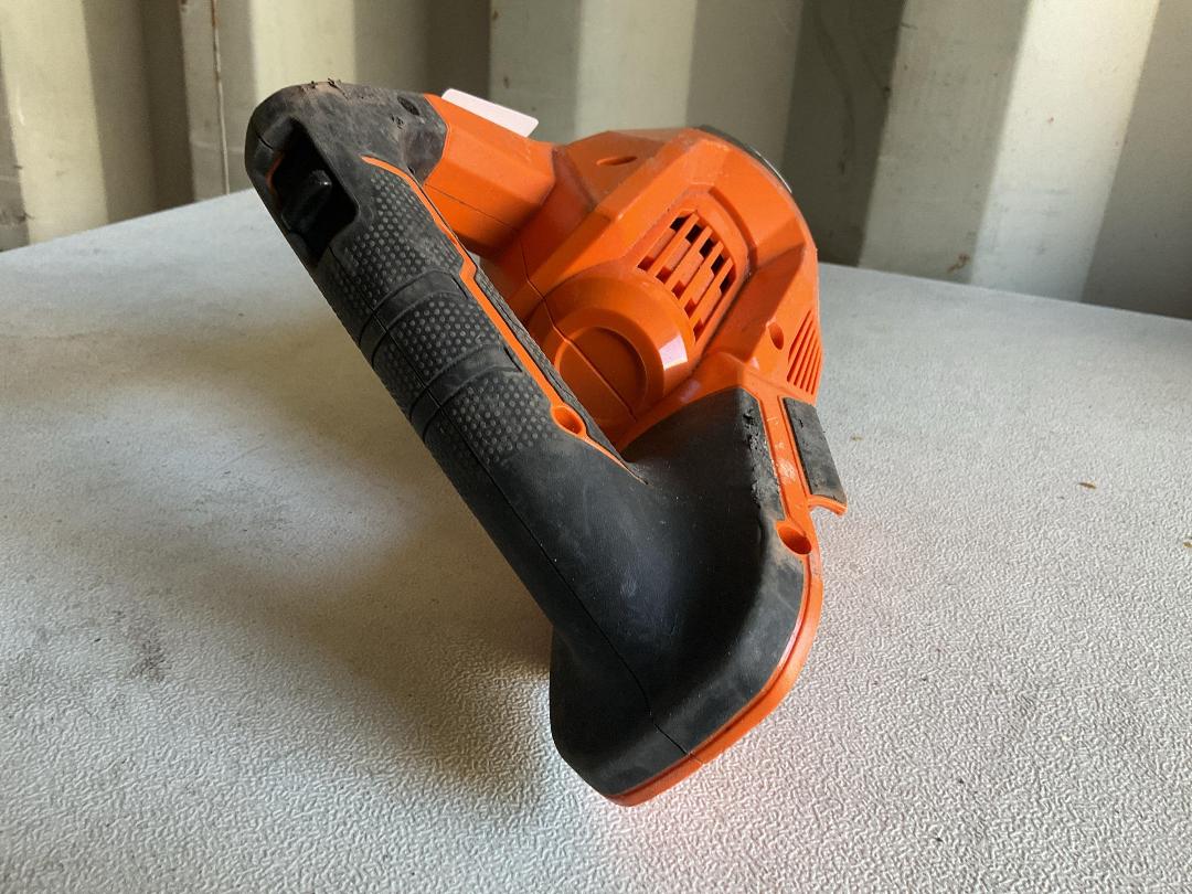 Photo '3' of AEG Hand Vacuum