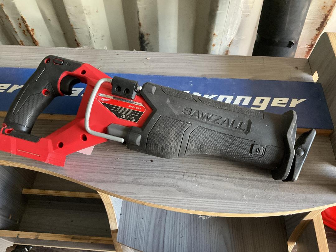 Photo '2' of Milwaukee Reciprocating Saw