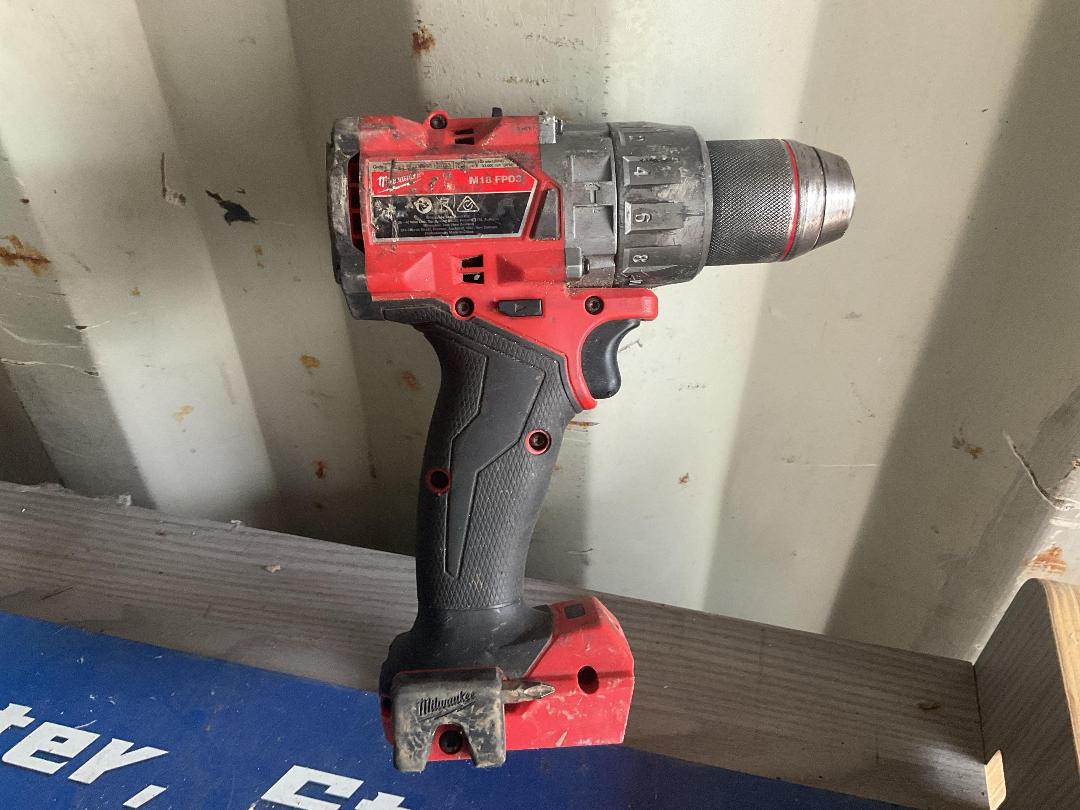 Photo '2' of Milwaukee Compact Drill Photo '2' of Milwaukee Compact Drill