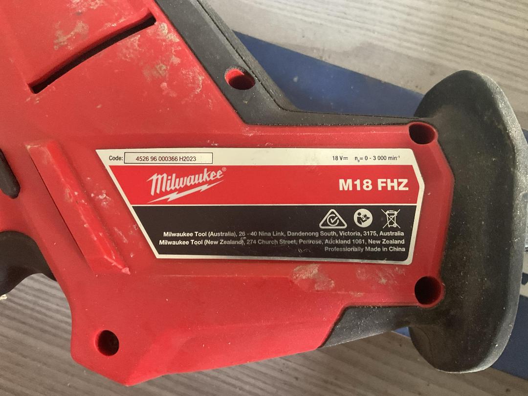 Photo '4' of Milwaukee Reciprocating Saw Photo '4' of Milwaukee Reciprocating Saw