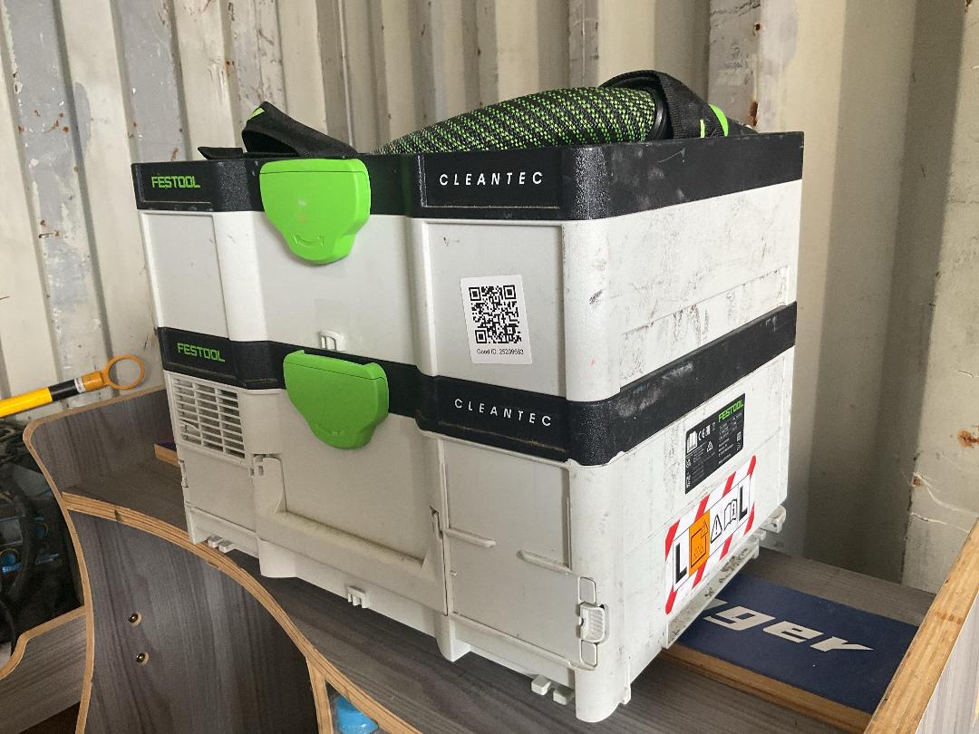 Photo '4' of Festool Dust Extractor