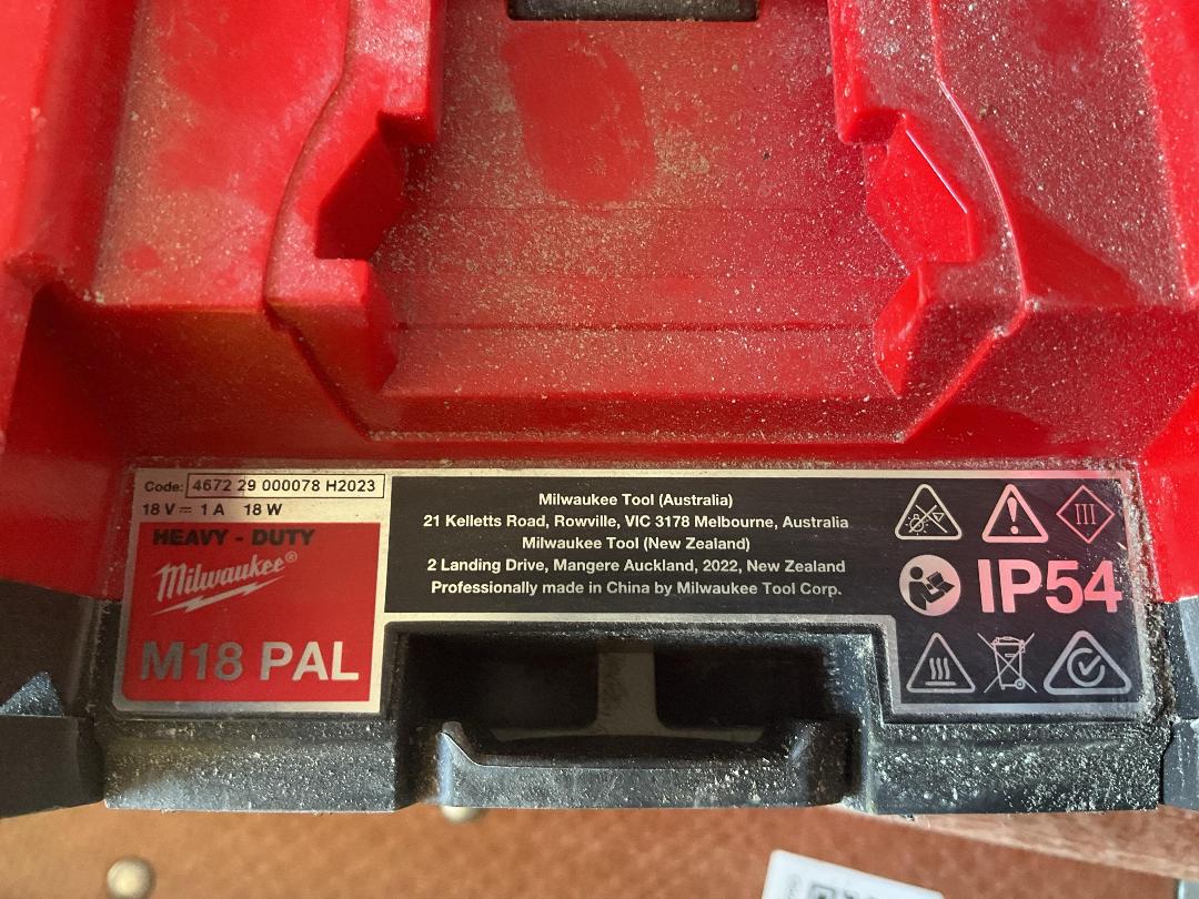 Photo '5' of Milwaukee Pivoting Area Light Photo '5' of Milwaukee Pivoting Area Light