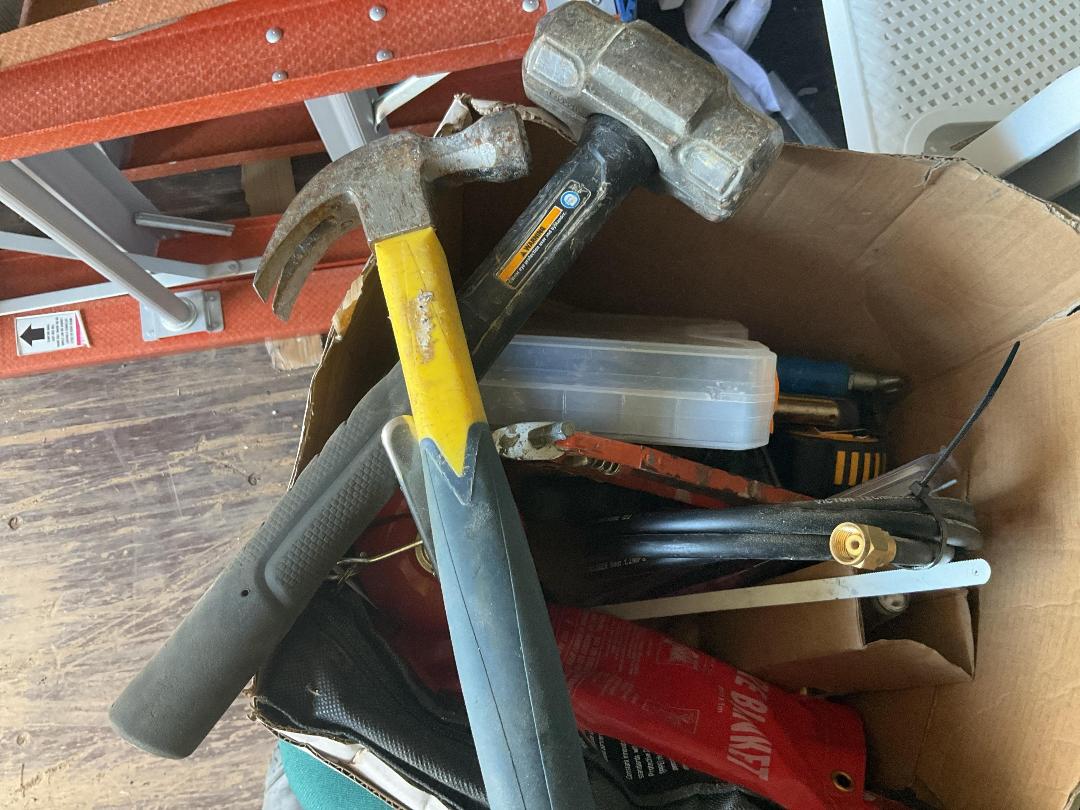 Photo '2' of Assorted Construction Tools Photo '2' of Assorted Construction Tools